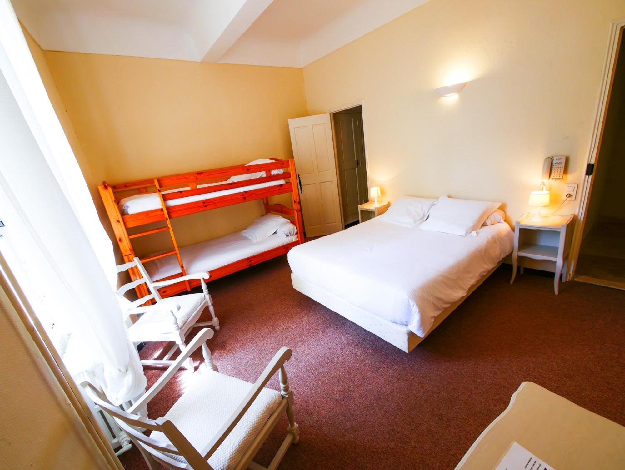 Auberge De La Tour Aups Eksteriør bilde